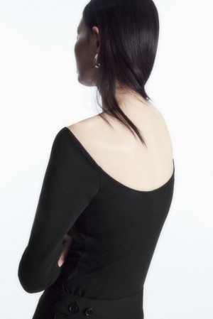 COS Off-The-Shoulder Scoop-Back Top Women's Tops Black | ML67-P1RP