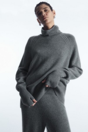 COS Pure Cashmere Turtleneck Sweater Women's Sweaters & Cardigans Gray | HY22-U3AI