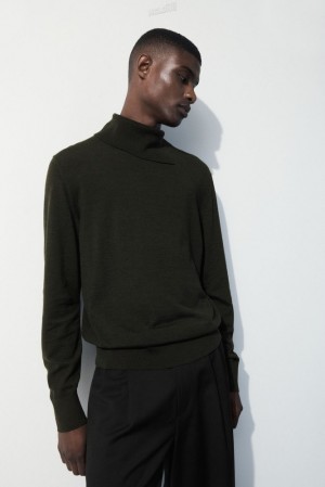 COS The Merino Wool Roll-Neck Jumper Men's Sweaters & Cardigans Dark Green | RT90-U2WK