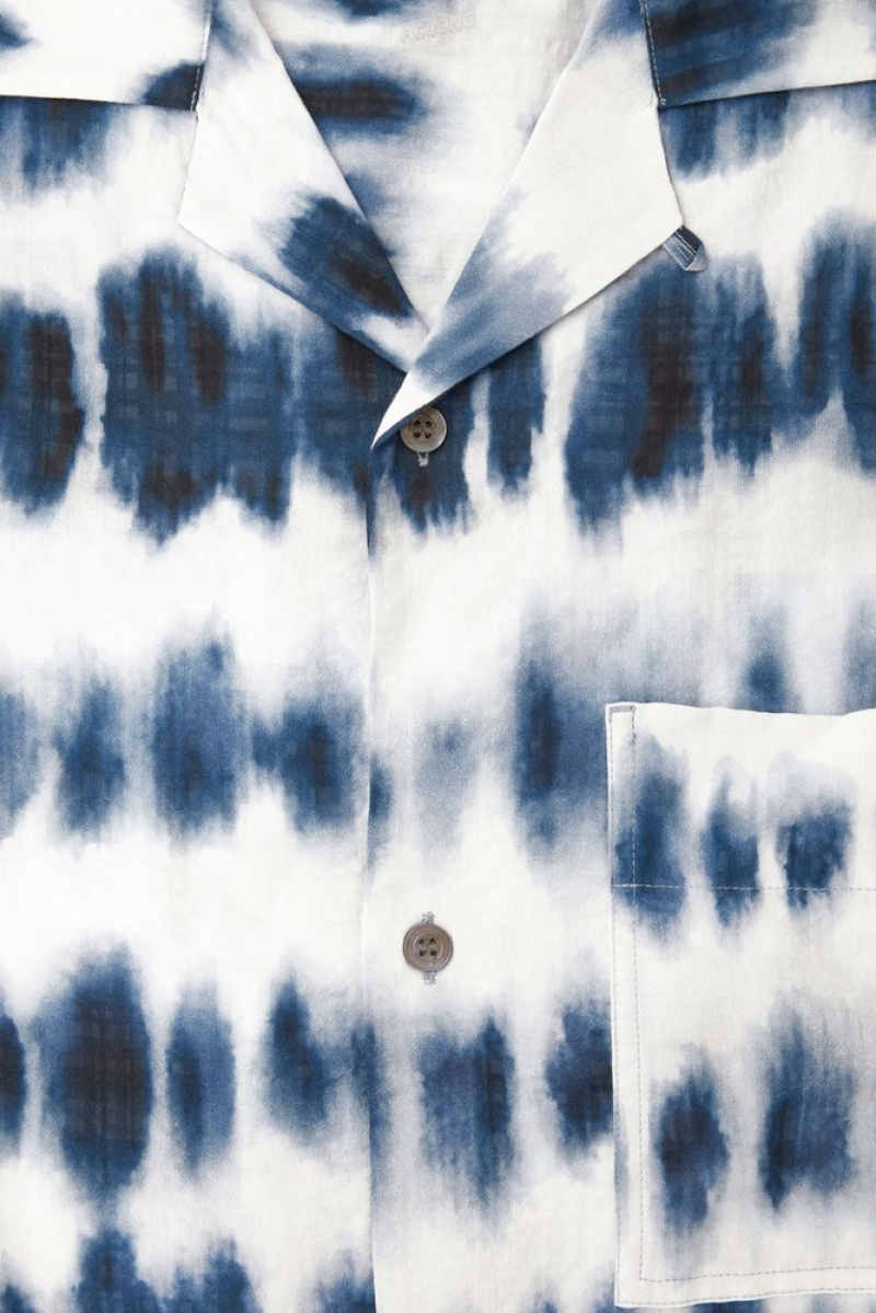 COS Camp-Collar Seersucker Shirt Men's Shirts White / Blue / Printed | OT62-A3ZP