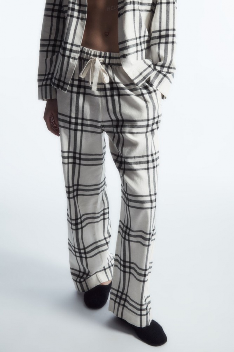 COS Checked Flannel Pajama Set Women's Loungewear White / Black / Checked | HY64-G2PY