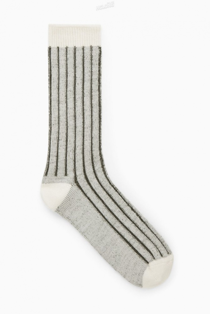 COS Chunky Ribbed Wool Socks Men's Socks Off-White / Khaki | OS73-W0YT