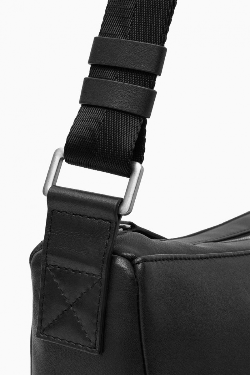 COS Crescent Crossbody - Leather Men's Bags & Wallets Black | NC90-U5RD