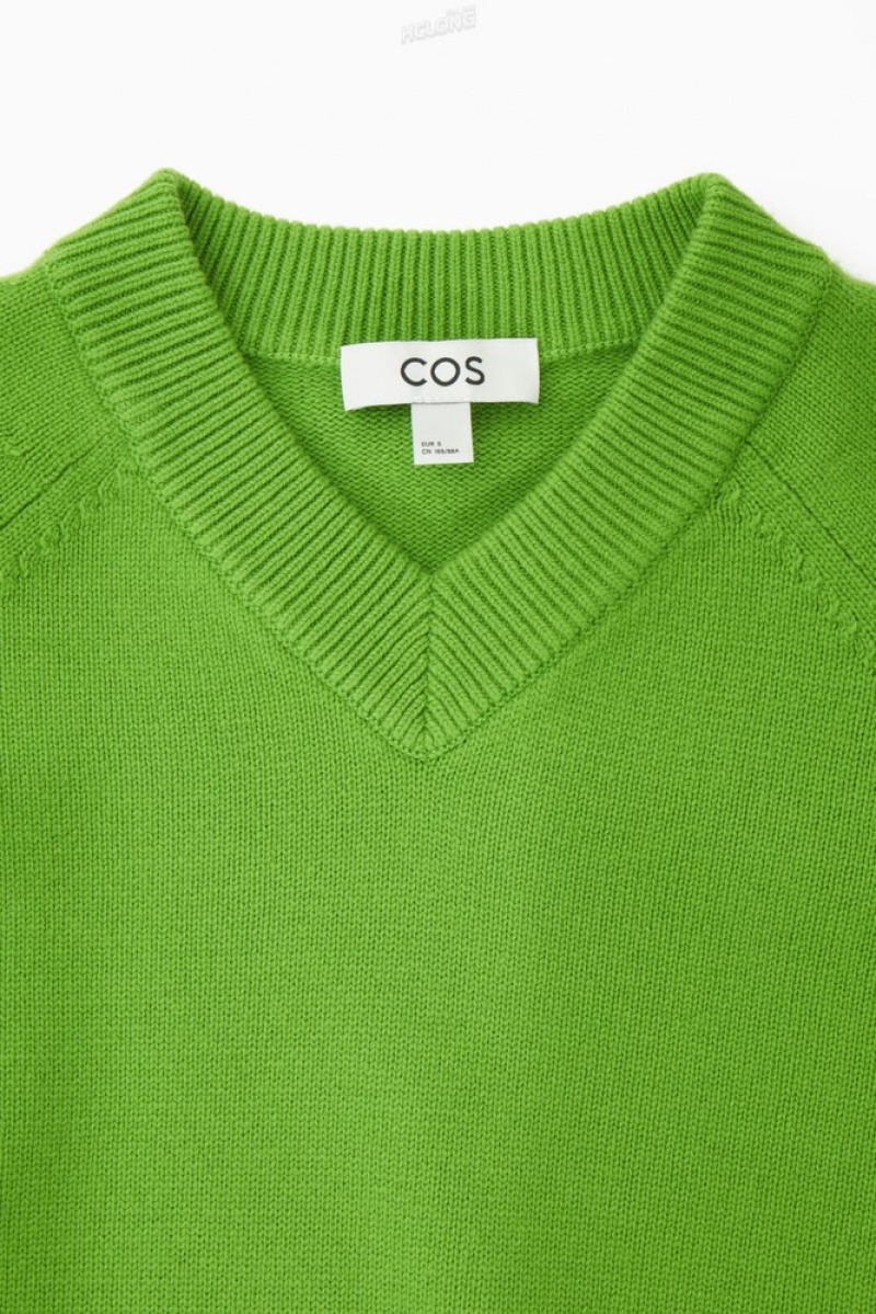 COS Cropped V-Neck Wool Jumper Women's Knitwear & Cardigans Green | SK39-K4JG