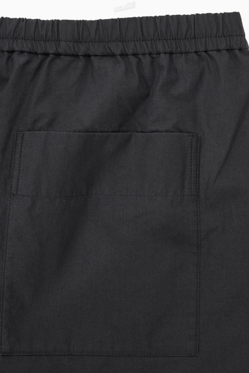 COS Elasticated Poplin Shorts Men's Shorts Black | WY07-C3LY