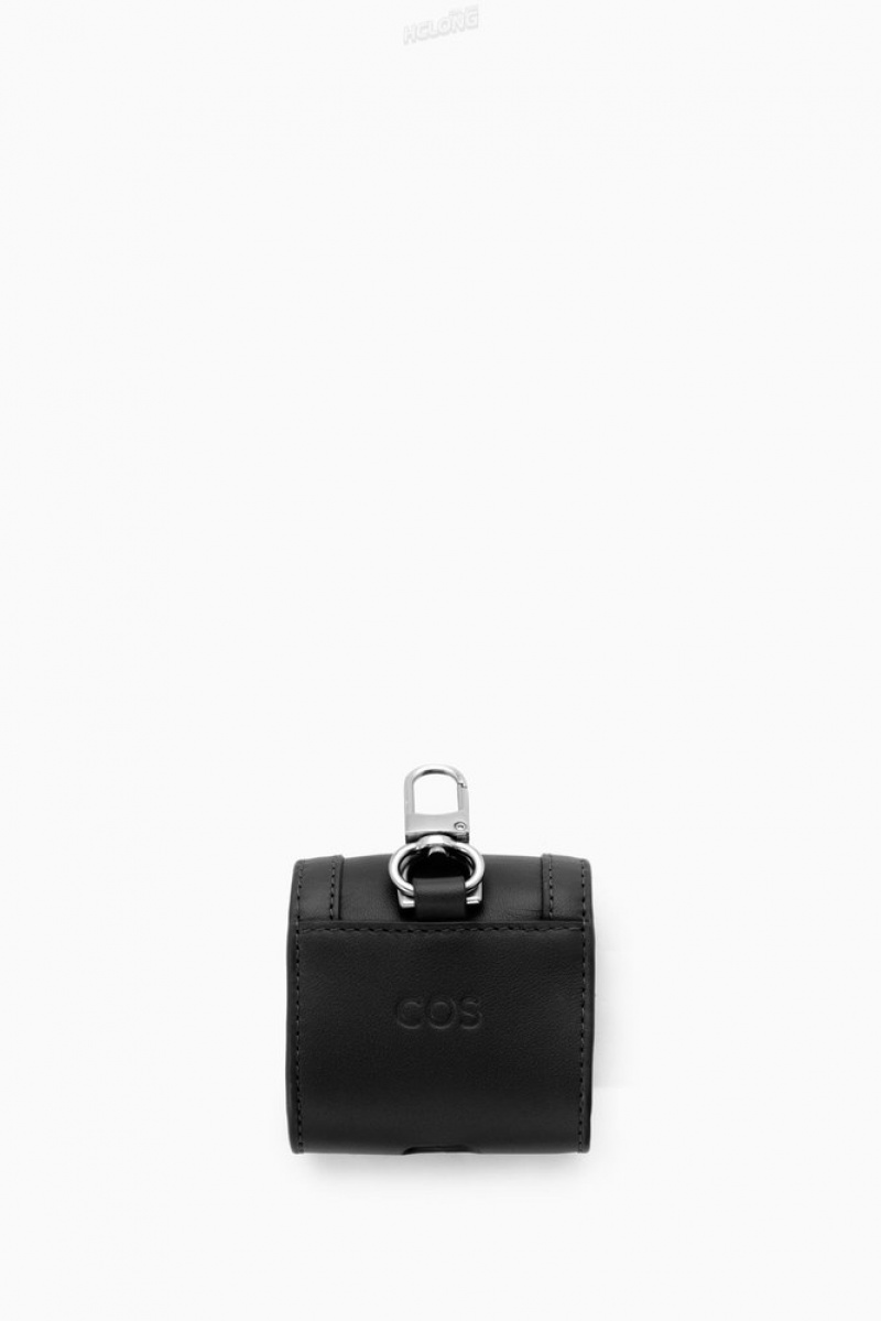 COS Leather Airpods Case Men's Case Black | BN23-I6ER