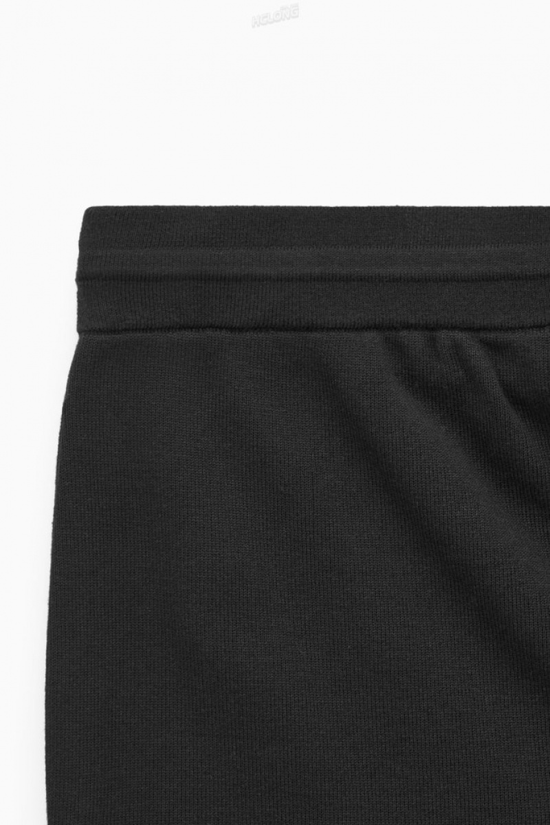 COS Minimal Knitted Shorts Men's Shorts Black | PH58-G7YR