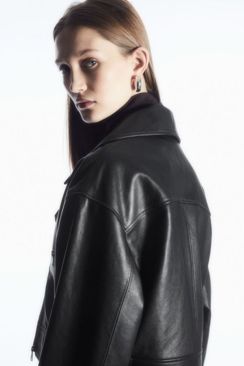 COS Oversized Cropped Leather Biker Jacket Women's Coats & Jackets Black | CZ47-T9XT