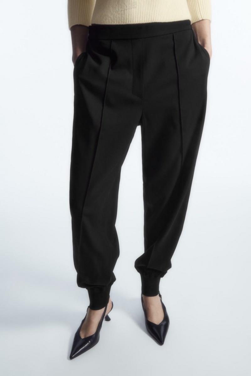 COS Pintucked Elasticated Tailored Joggers Women's Pants Black | ZI97-R3CY