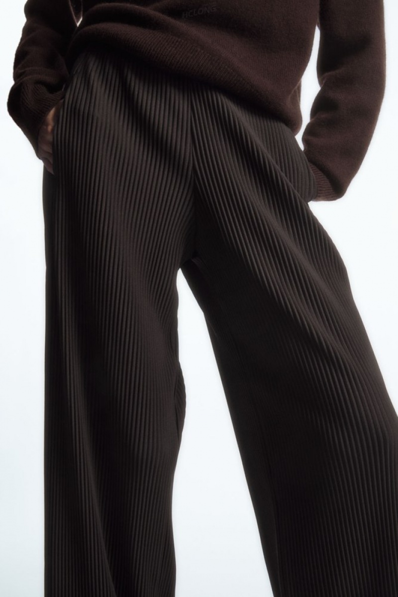 COS Pleated Wide-Leg Trousers Women's Trousers Dark Brown | OZ97-I1FC