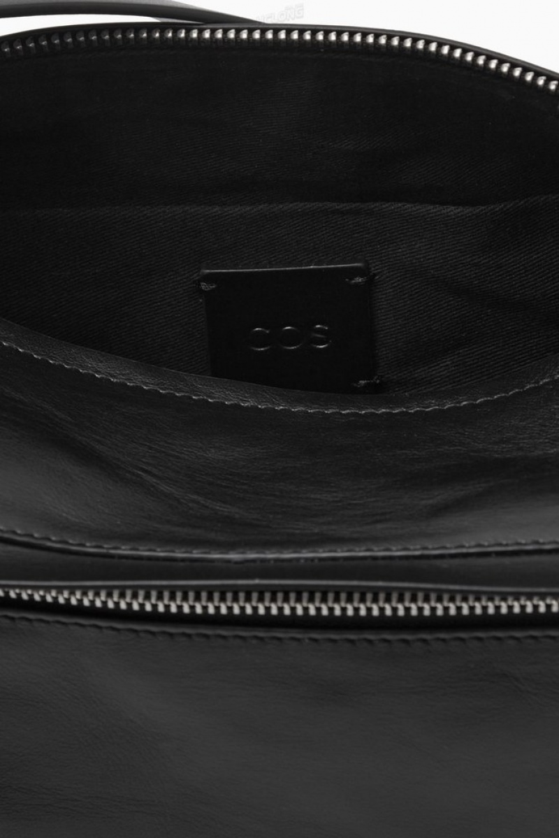 COS Pocket Crossbody - Leather Women's Bags Black | CX03-K2UO