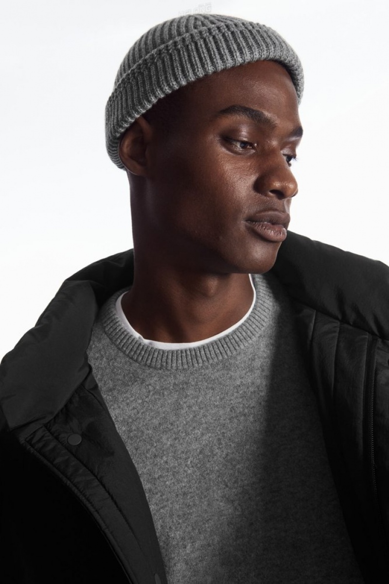 COS Short Merino Wool Beanie Men's Hats Black | LU35-K1MJ