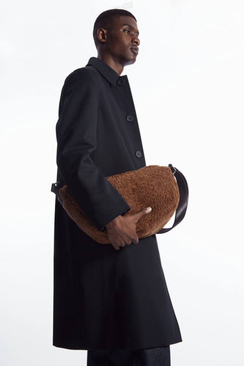 COS Slouchy Crossbody - Shearling Men's Bags & Wallets Brown | KF89-M5QJ