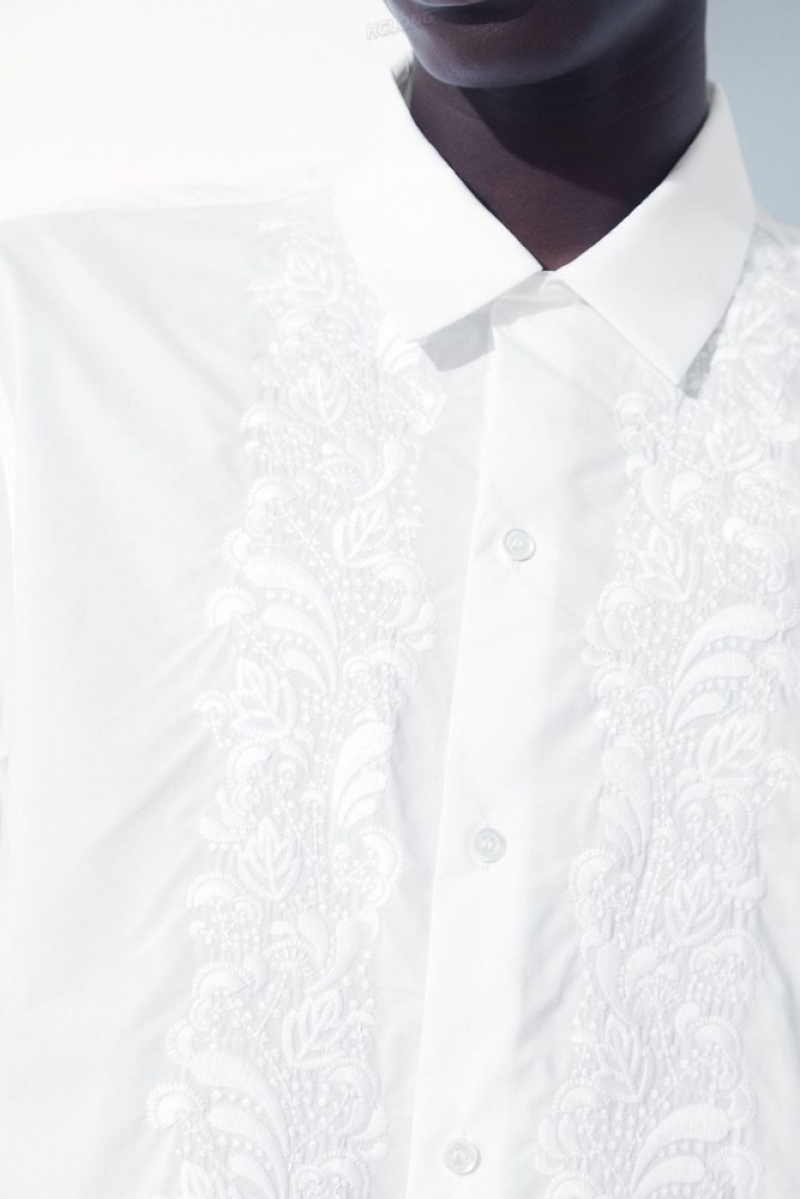 COS The Embroidered Short-Sleeved Shirt Men's Shirts White | TU44-G2CJ