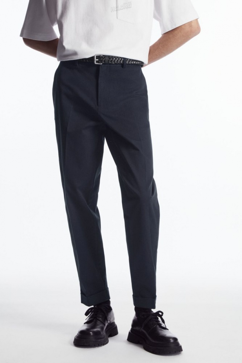 COS Turn-Up Tapered Twill Trousers Men's Trousers Navy | HF10-L2GM