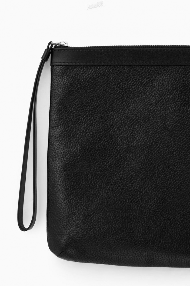 COS Zipped Folio Pouch - Grained Leather Men's Bags & Wallets Black | VN84-T0XY